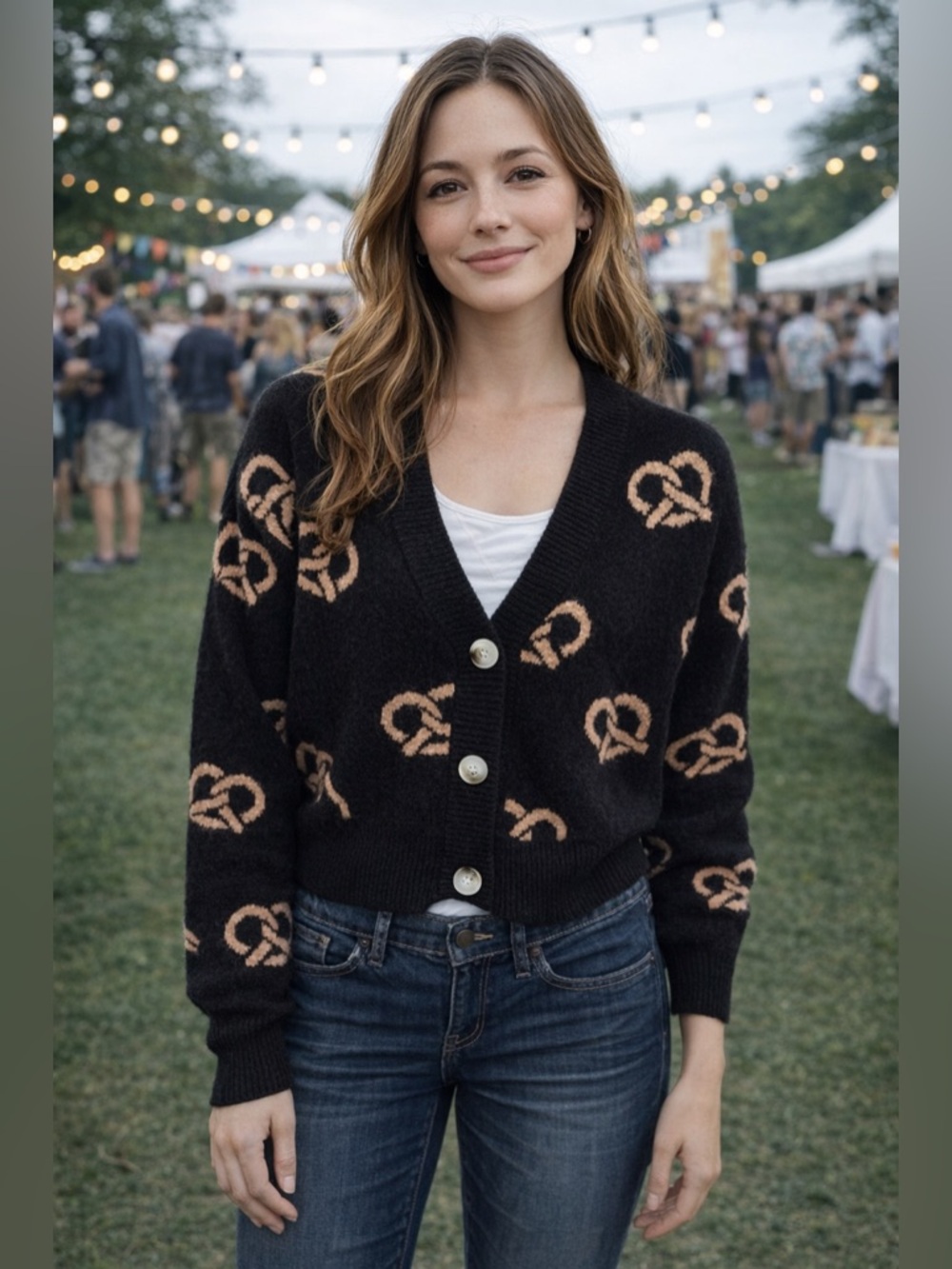 Dreamers by Debut - Pretzel Crop Cardigan.
Size: large
